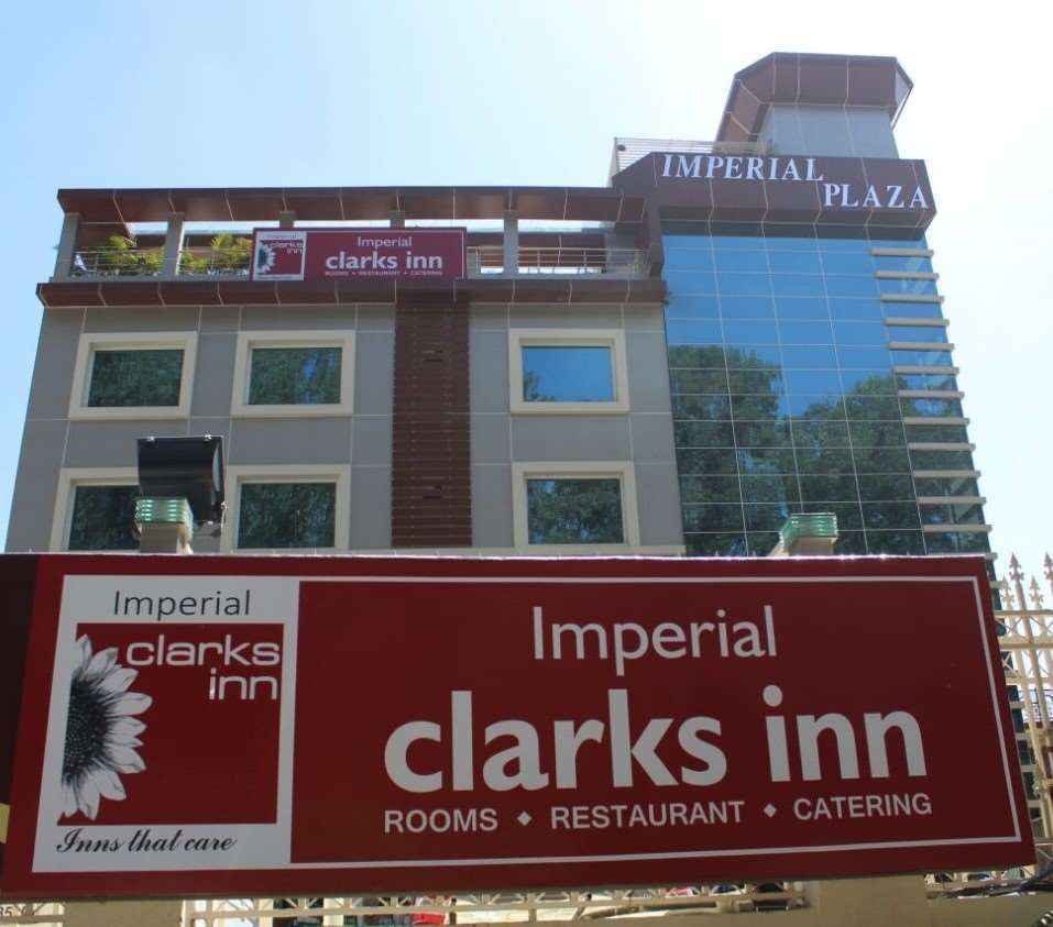 Imperial Clarks Inn Dehradun Exteriör bild