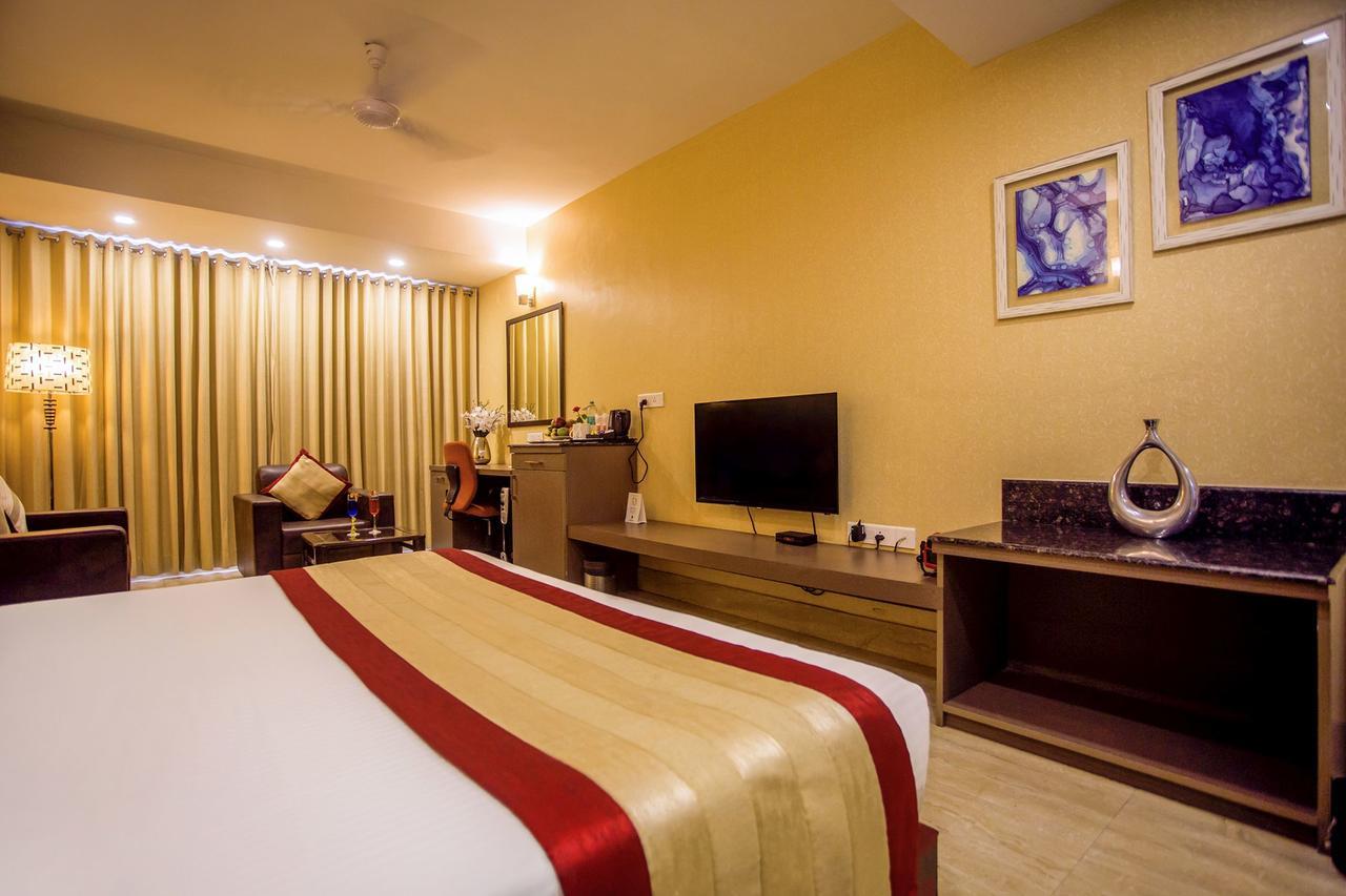 Imperial Clarks Inn Dehradun Exteriör bild
